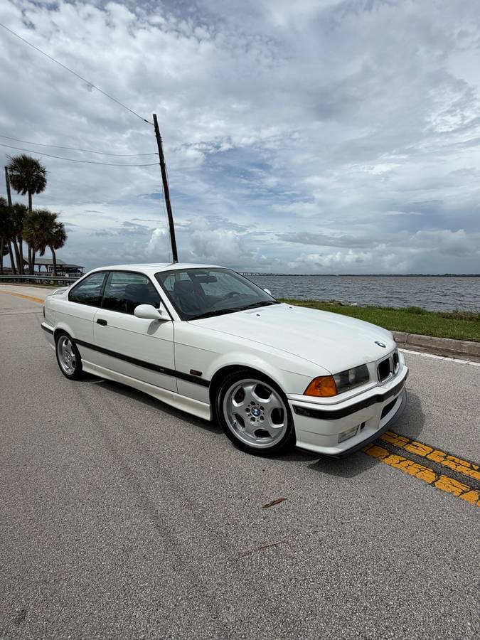 Bmw-M3-1995-white
