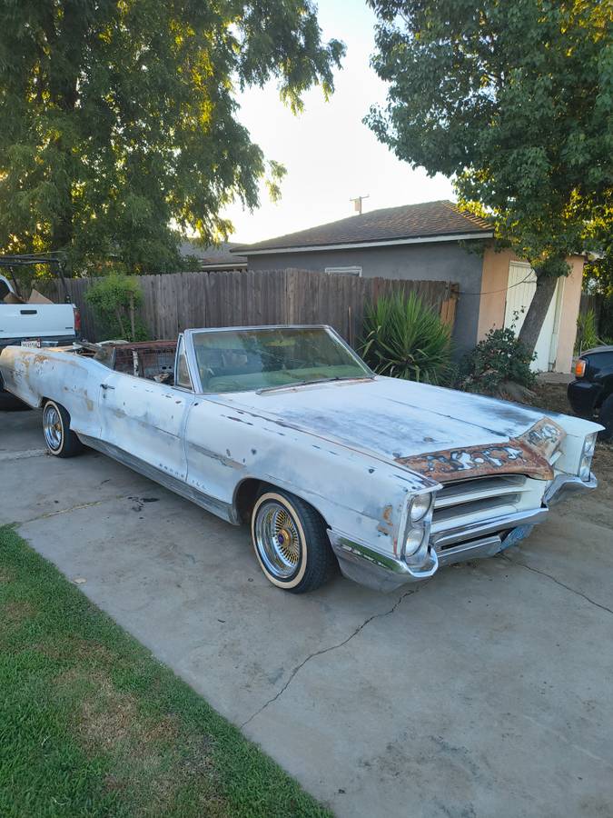 Bonneville-1966-white