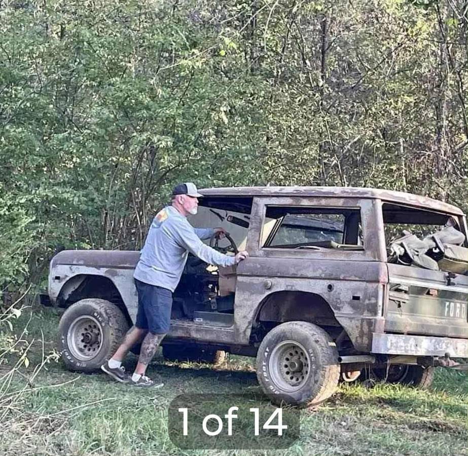 Bronco-half-cab-1976-green