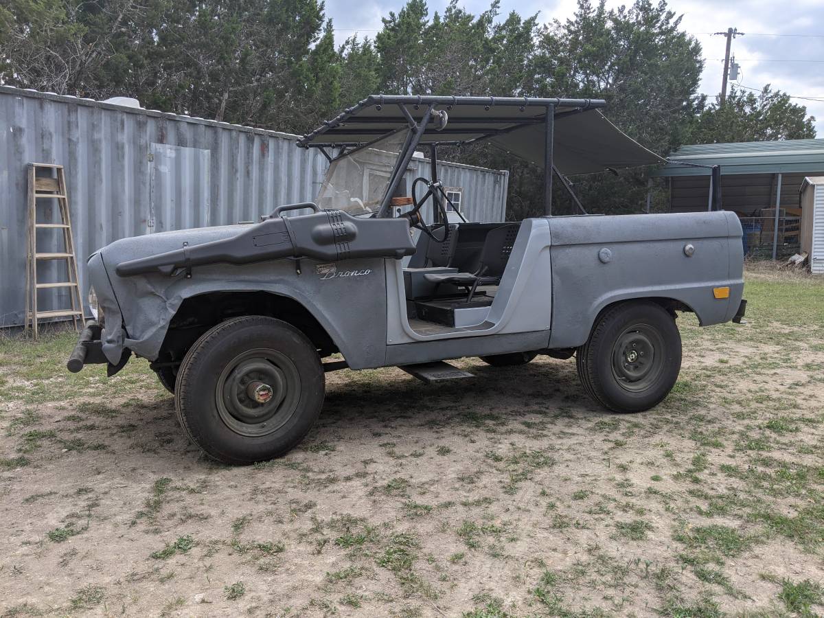 Bronco-wagon-1968-grey