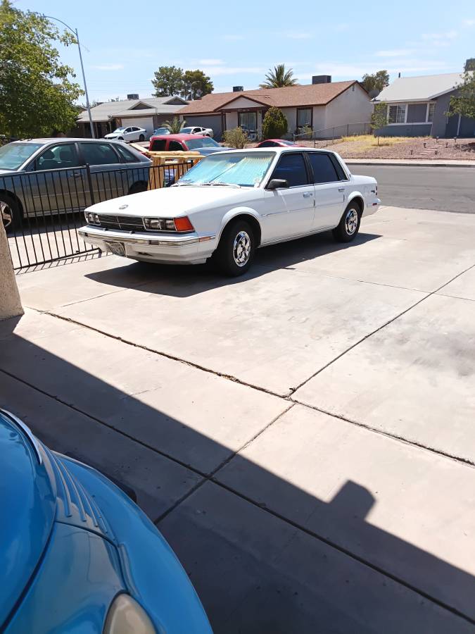 Buick-Century-1986-White