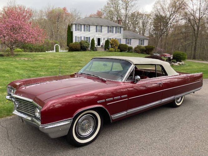 Buick-Electra-1964-Red-White-Top-Red