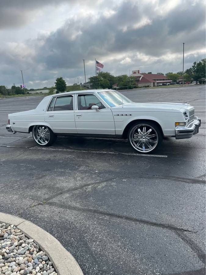 Buick-Electra-limited-1978-white