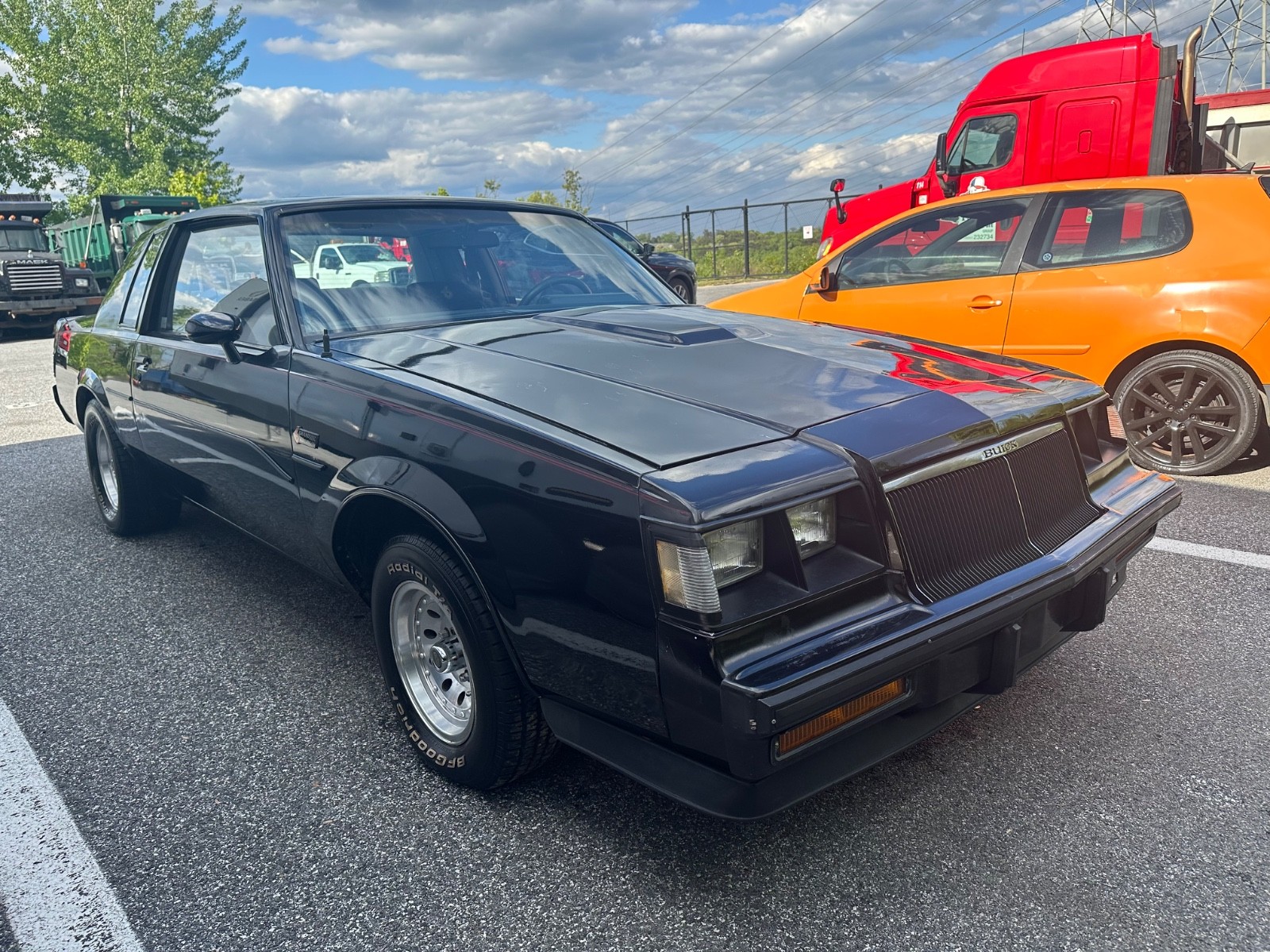 Buick-Grand-National-1985-Black
