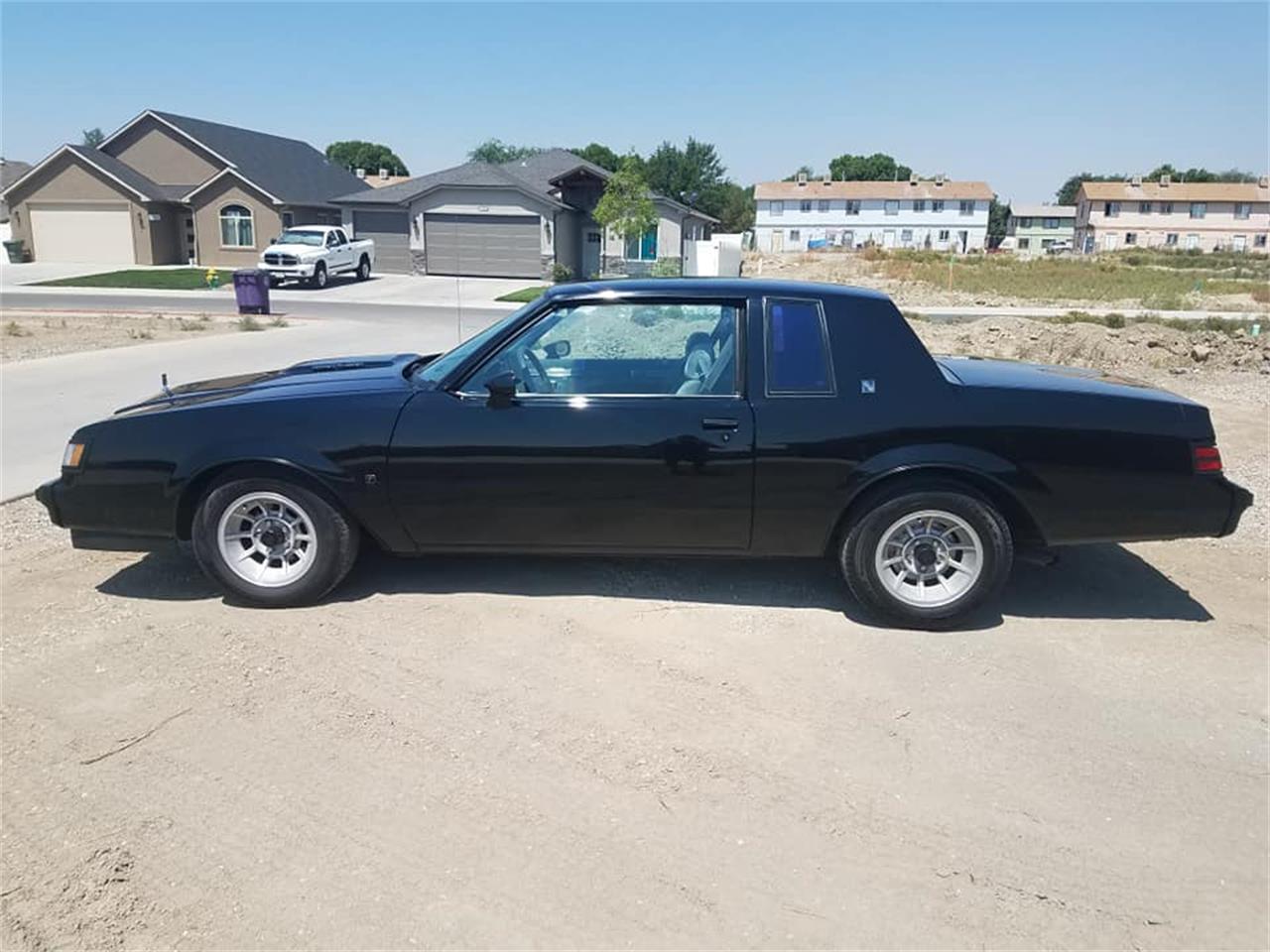 Buick-Grand-national-1987-Black-Gray