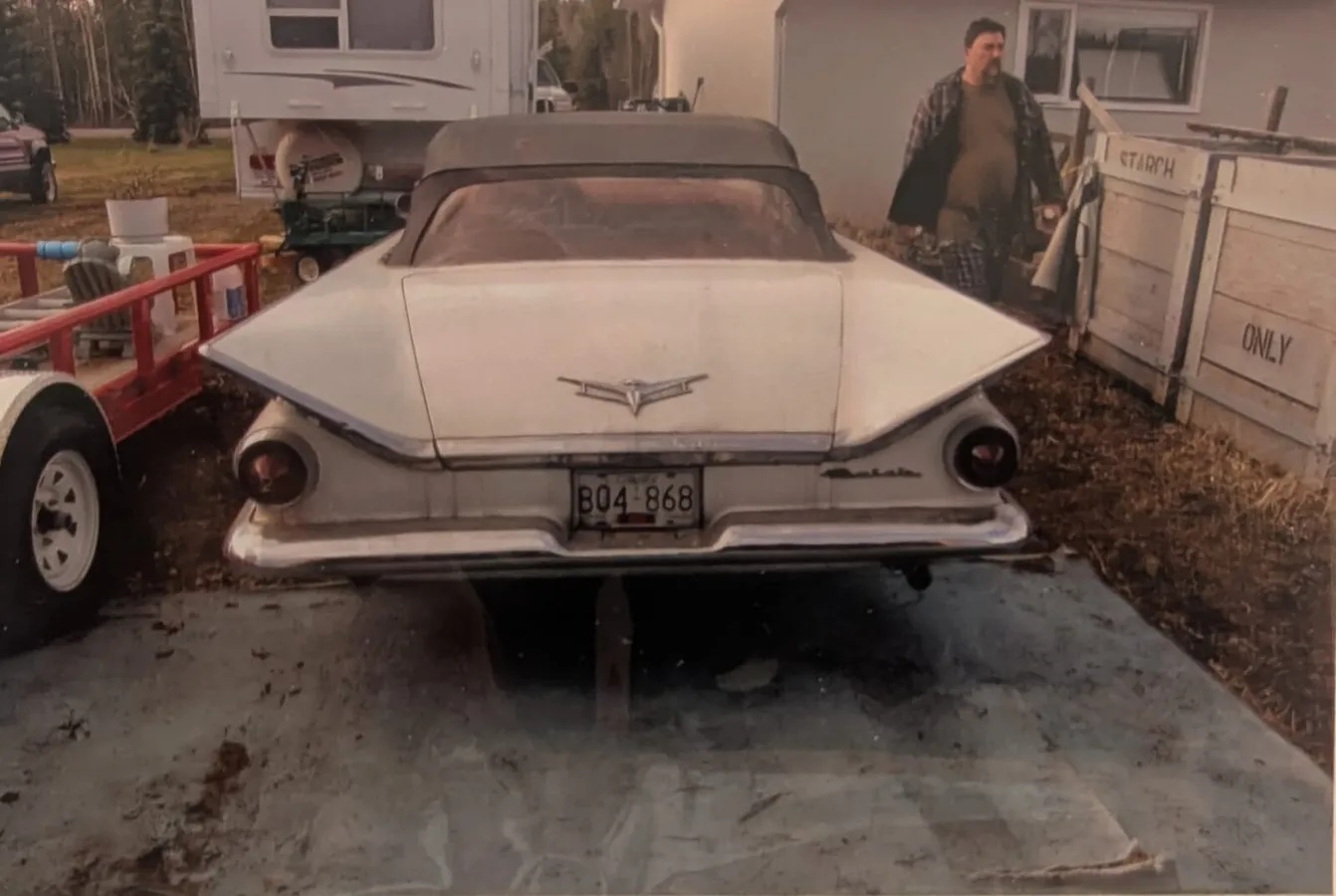 Buick-Invicta-1959-White-Red
