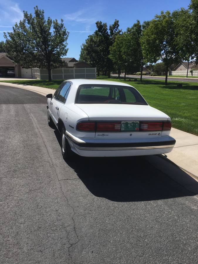 Buick-Lesabre-1996