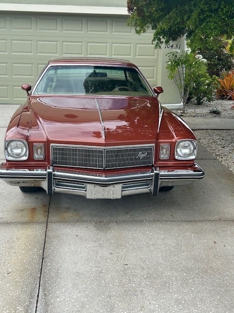 Buick-Regal-1975-Coupe