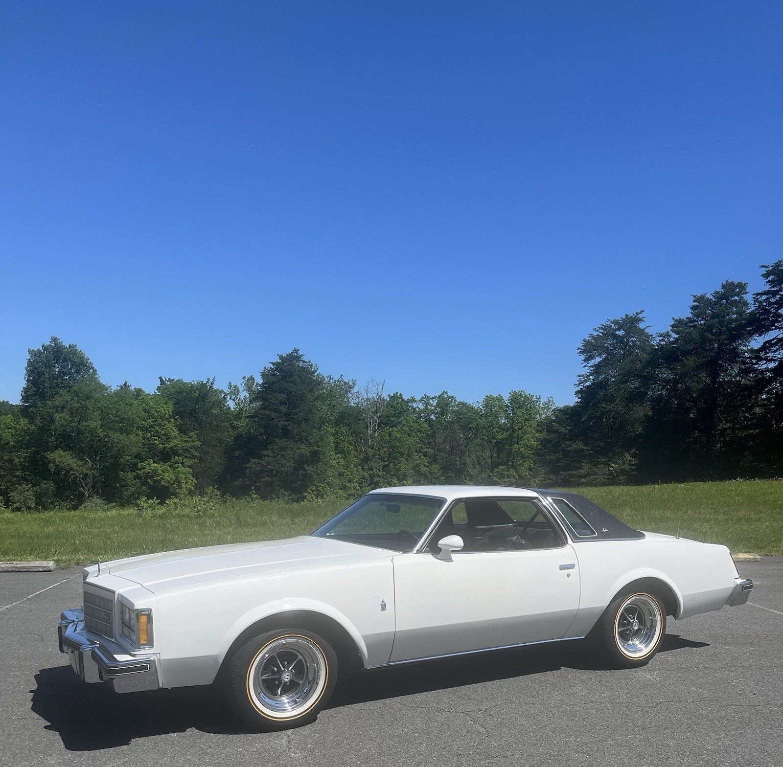 Buick-Regal-1977-Coupe-Black