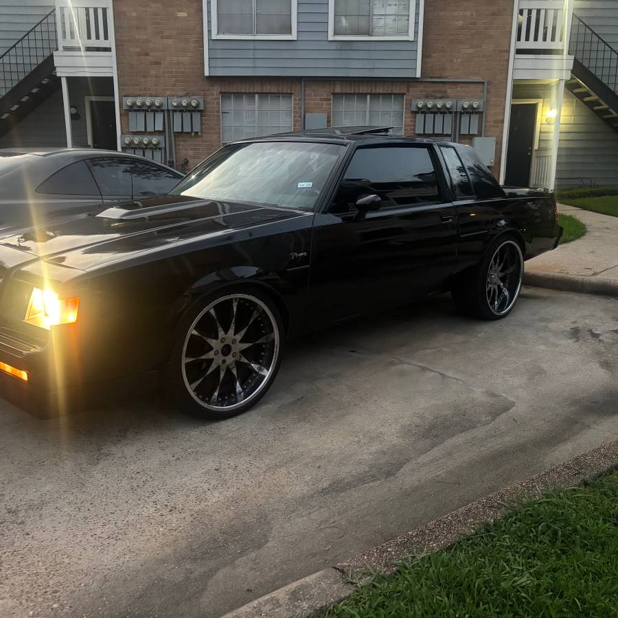 Buick-Regal-1985-black