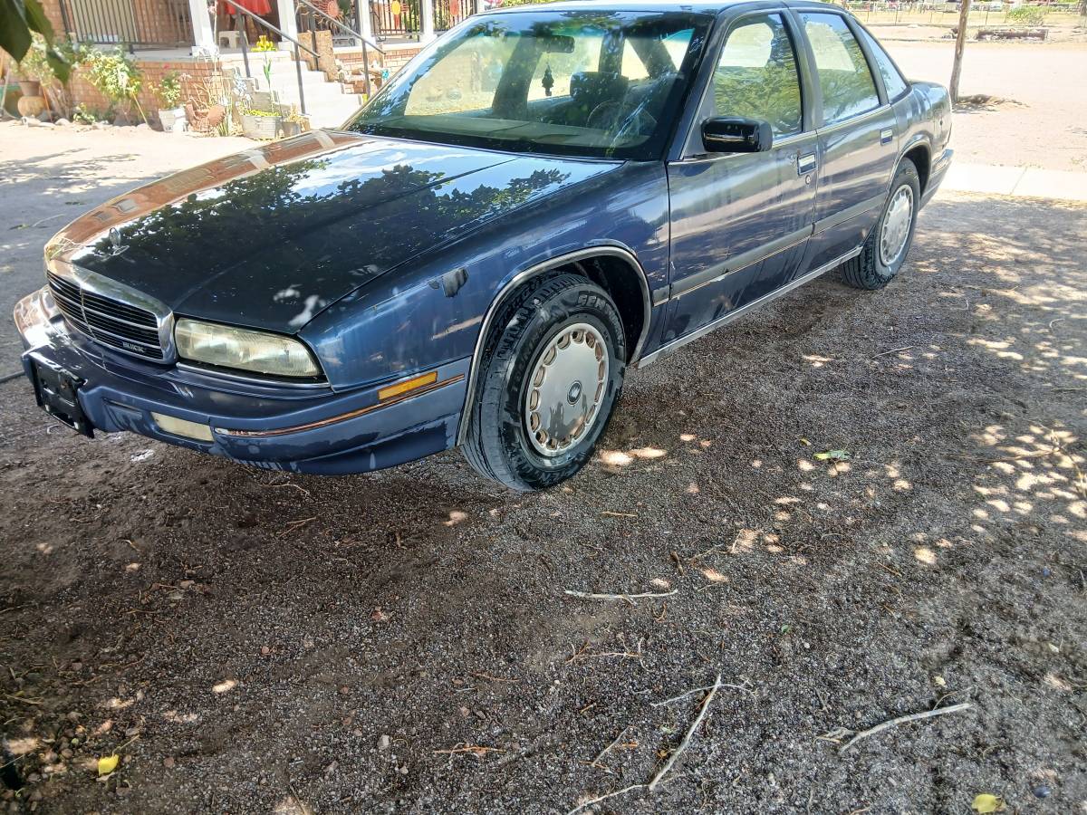 Buick-Regal-1993-blue