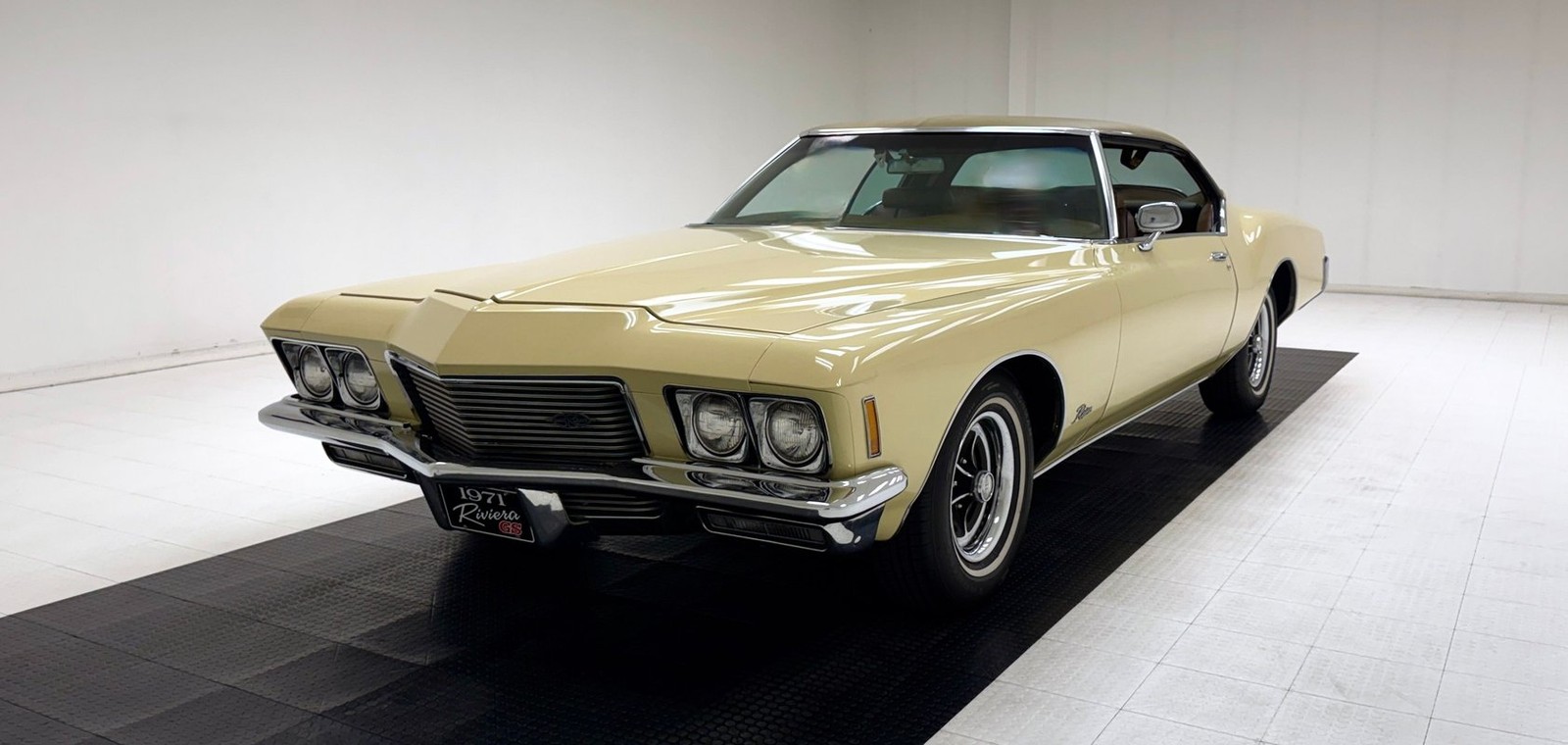 Buick Riviera 1971