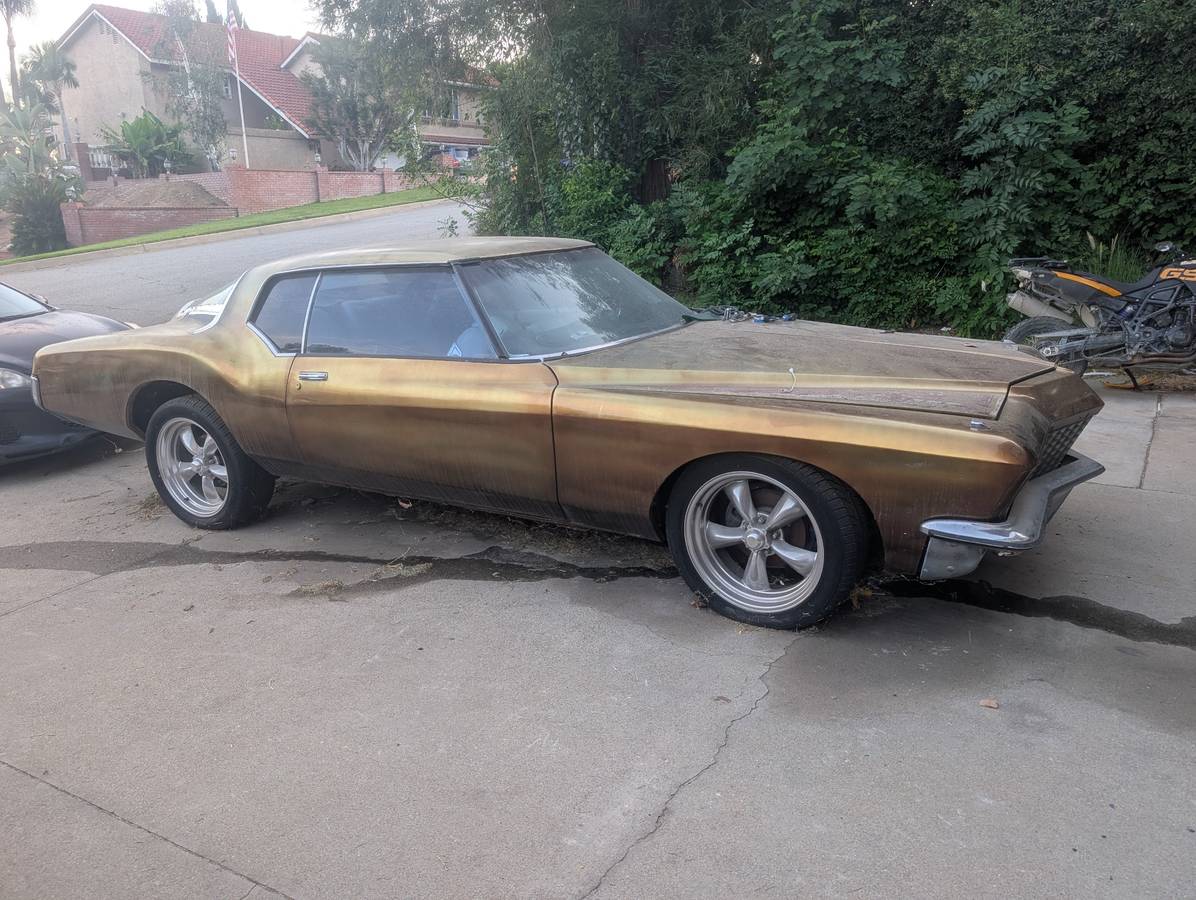 Buick-Riviera-1972