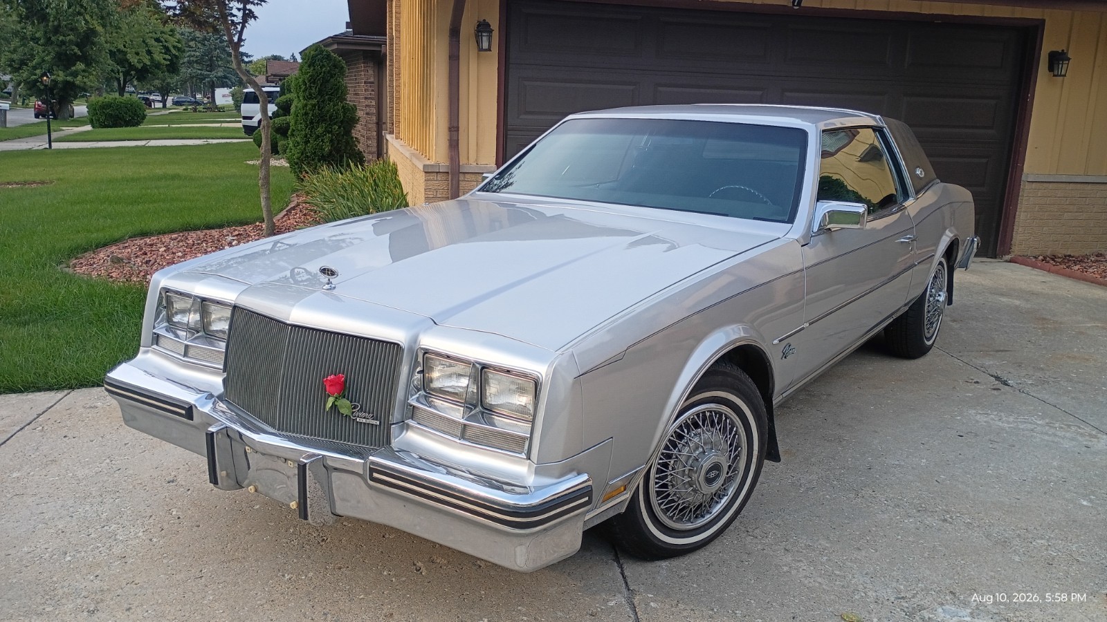Buick-Riviera-1985-COUPE-Blue