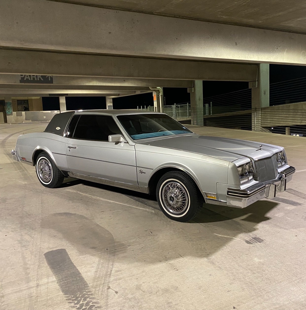 Buick Riviera 1985