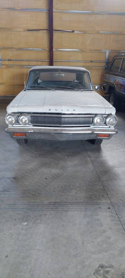 Buick-Skylark-1963-white Buick-Skylark-1963-white