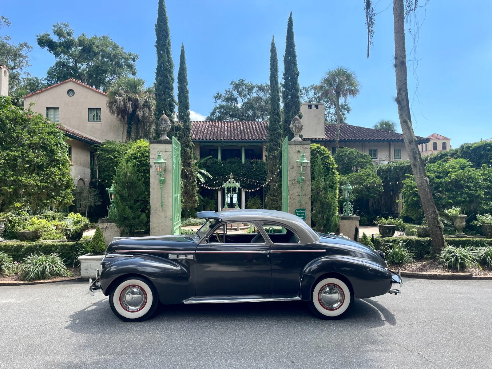 Buick-Super-Eight-1940-Coupe-Gray