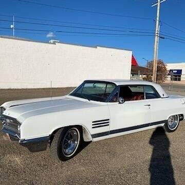 Buick-Wildcat-1964-White-Red