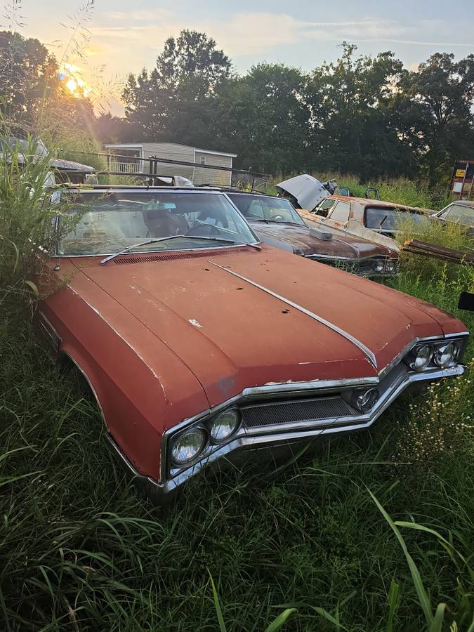 Buick-Wildcat-1965-red
