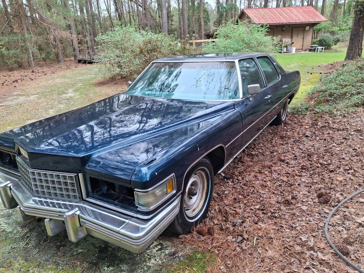 Cadillac-1976-blue