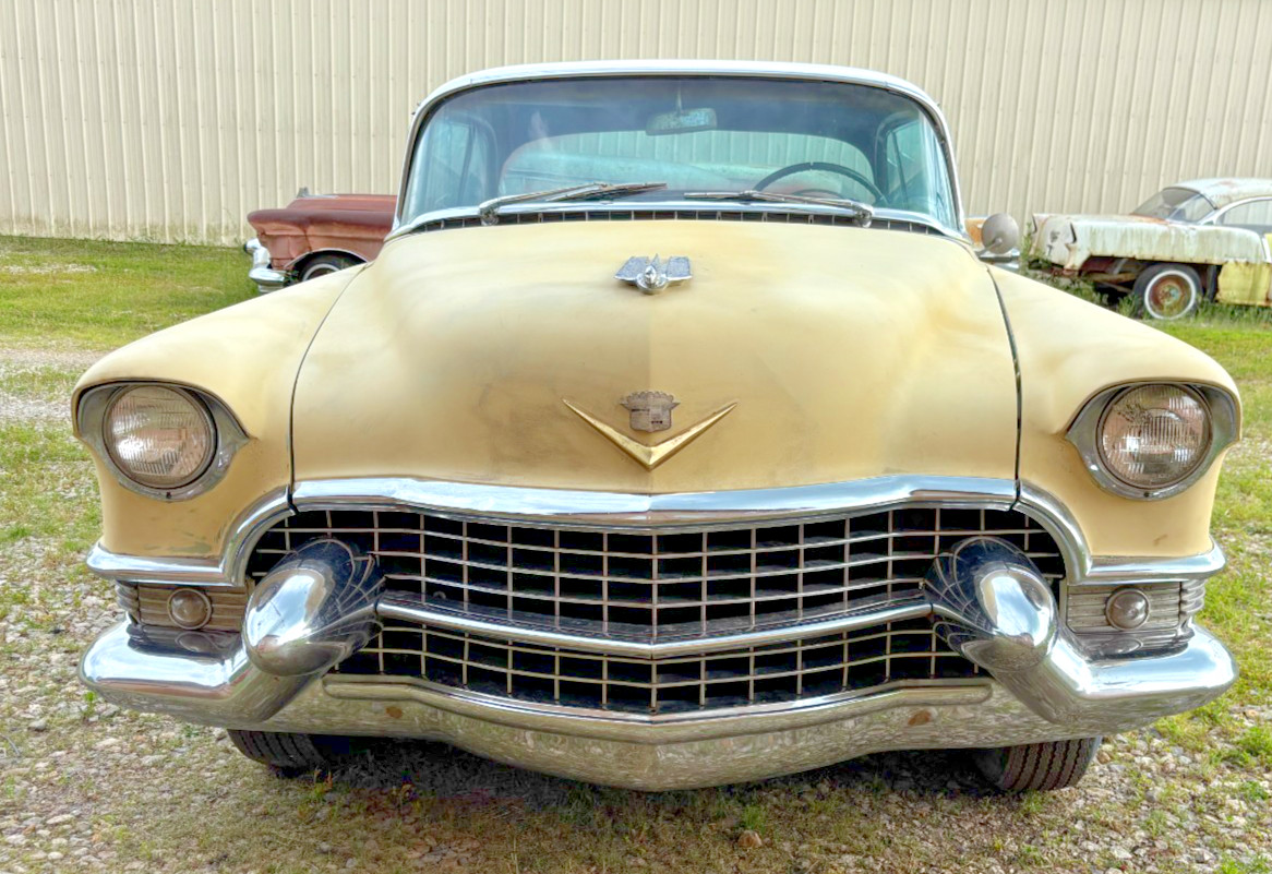 Cadillac-2-DOOR-HARDTOP-62-SERIES-1955-TWO-DOOR-HARDTOP-BLUE-WHITE
