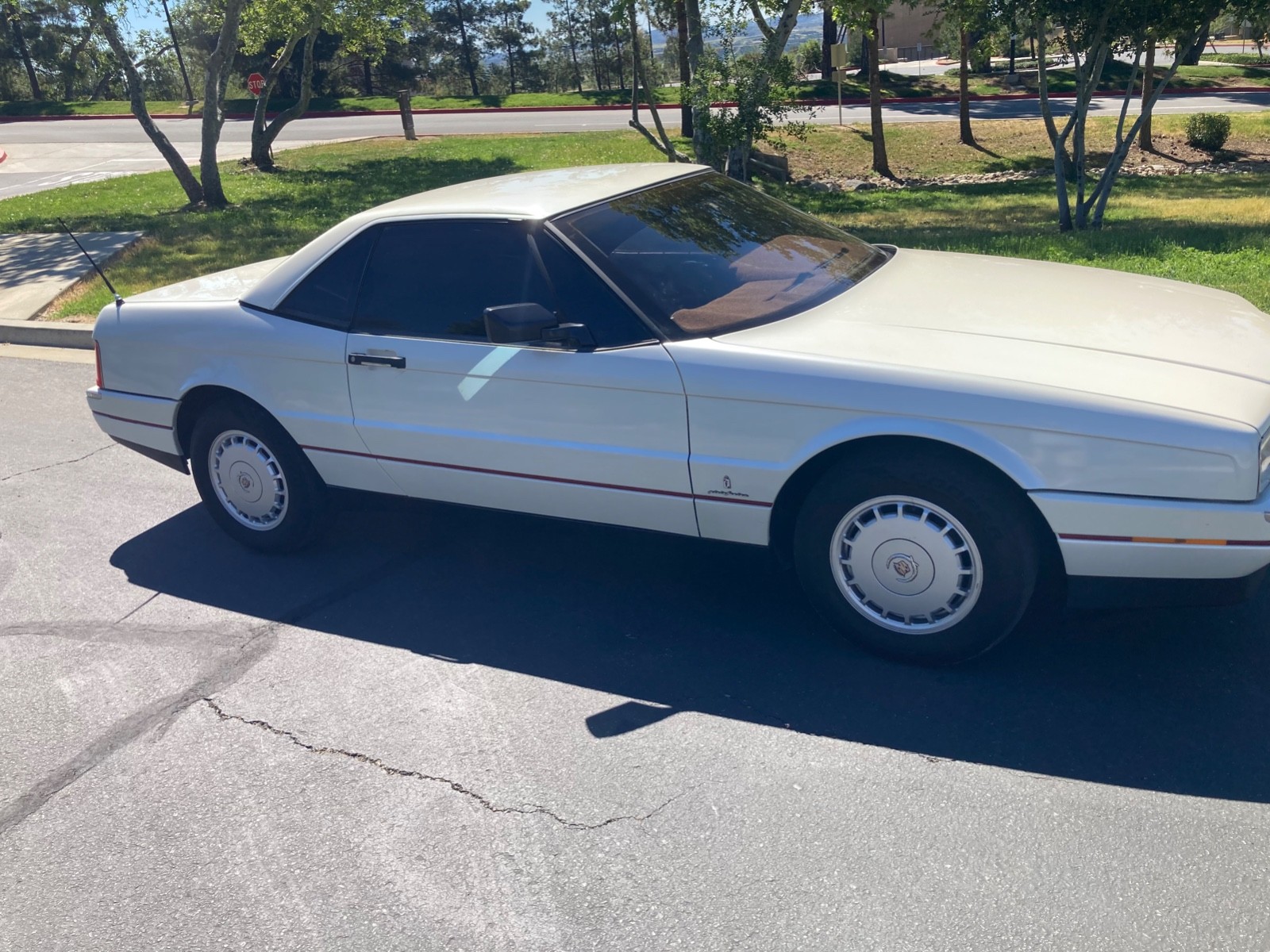 Cadillac Allante 1987