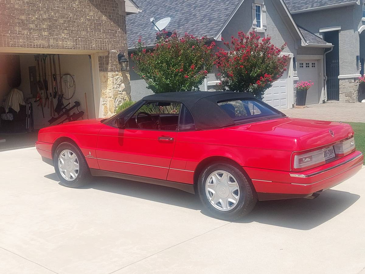 Cadillac-Allante-1991-red
