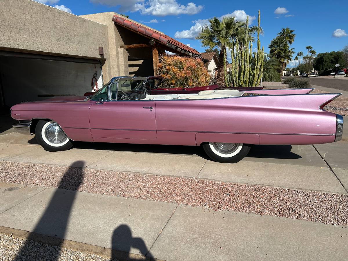 Cadillac-Convertible-1960