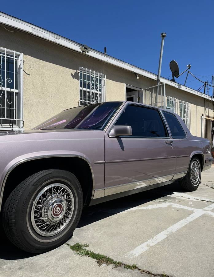 Cadillac-Coupe-deville-1985-custom