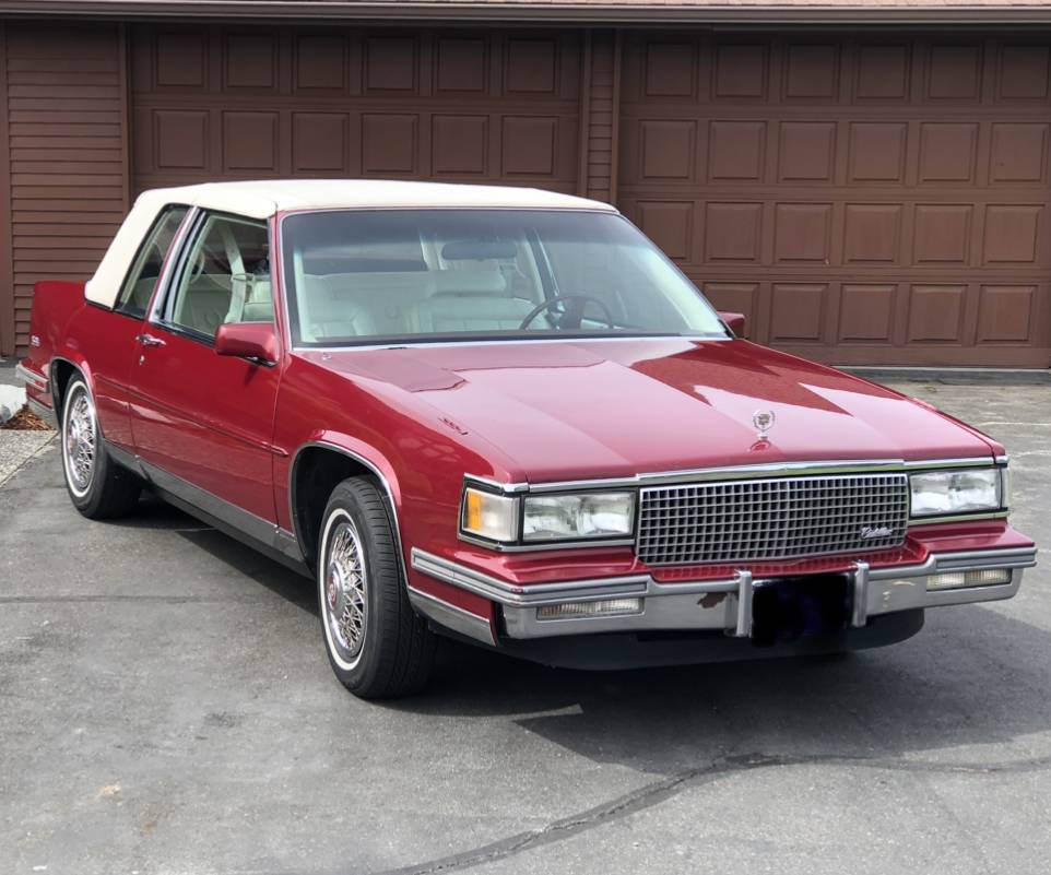 Cadillac-Coupe-deville-1988-red