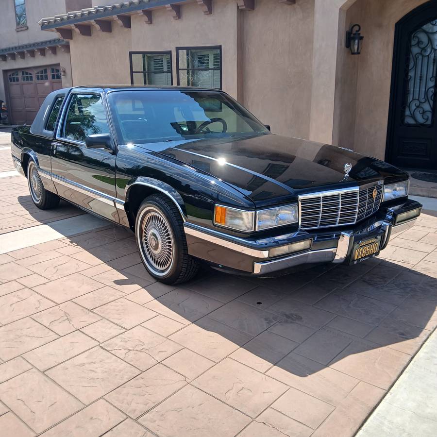 Cadillac-Coupe-deville-1992-black