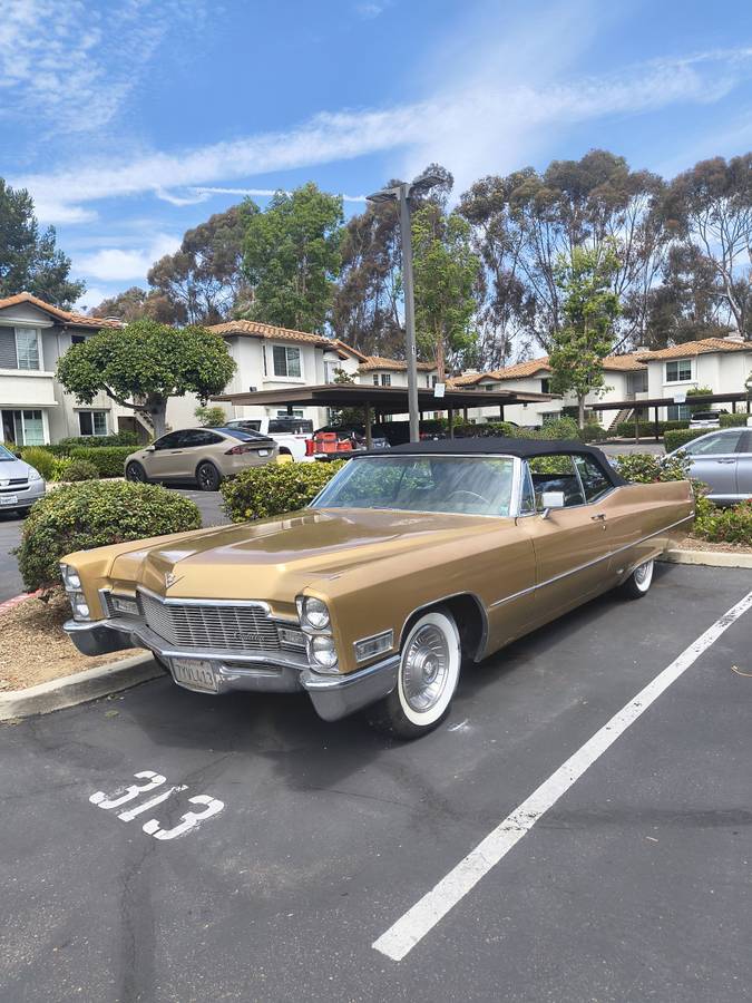 Cadillac-Coupe-deville-convertible-1968