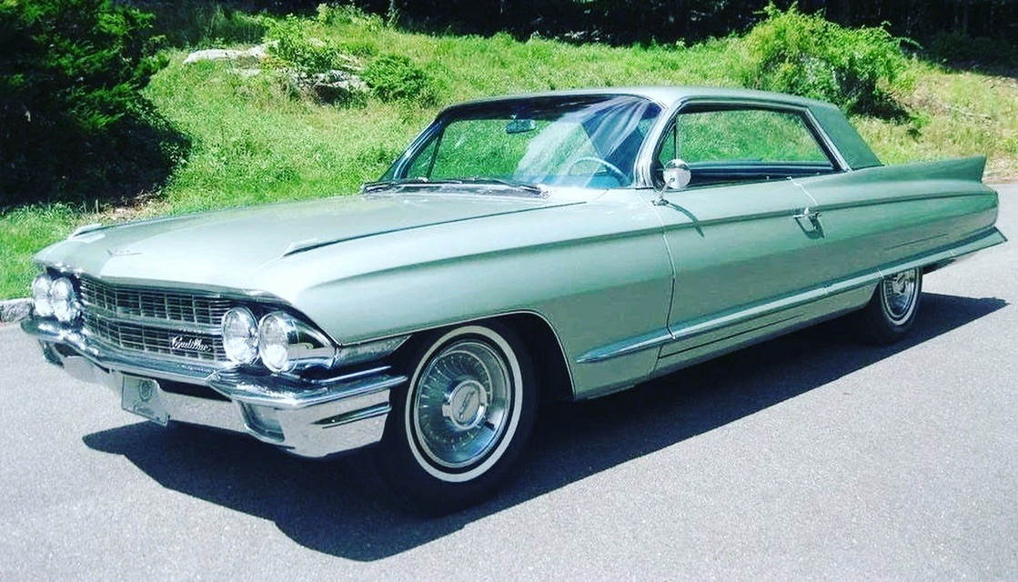 Cadillac-DeVille-1962-Coupe-Green