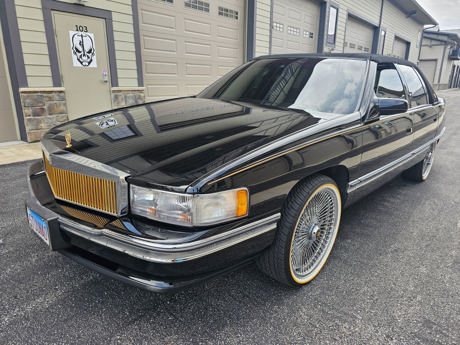 Cadillac-DeVille-1995-Sedan-Black