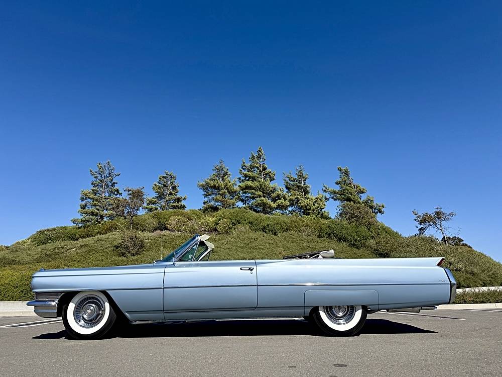 Cadillac-Deville-1964-blue
