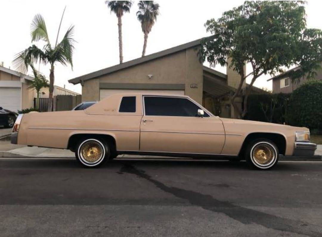 Cadillac-Deville-1978-custom