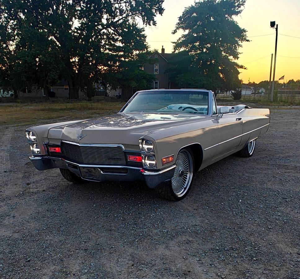 Cadillac-Deville-convertible-1968-custom