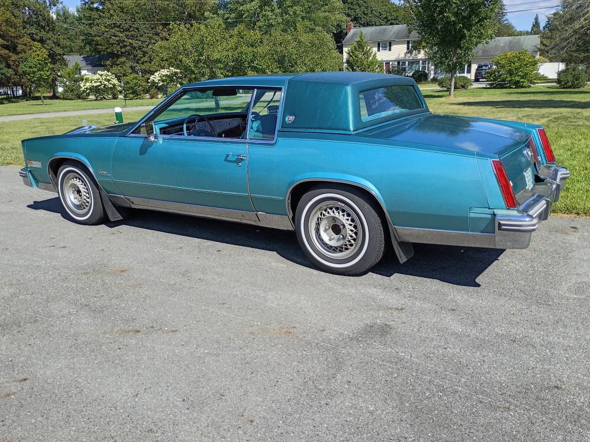 Cadillac-El-dorado-1979-green