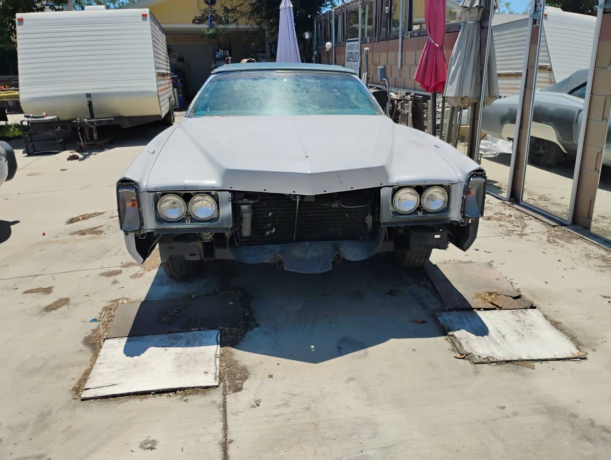 Cadillac-El-dorado-convertible-1972-grey