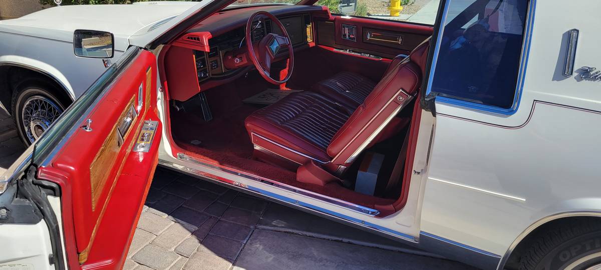 Cadillac-Eldorado-1984-White