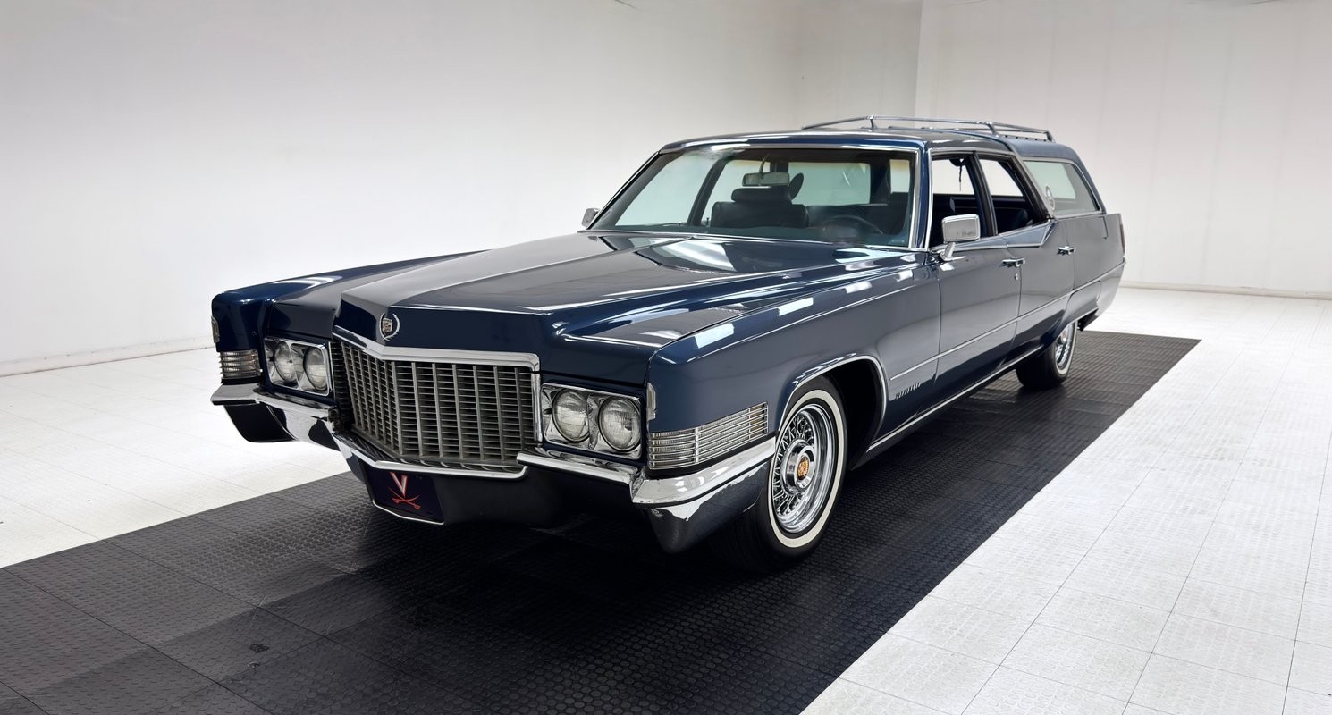 Cadillac-Fleetwood-1970-Station-Wagon-Dark-Blue