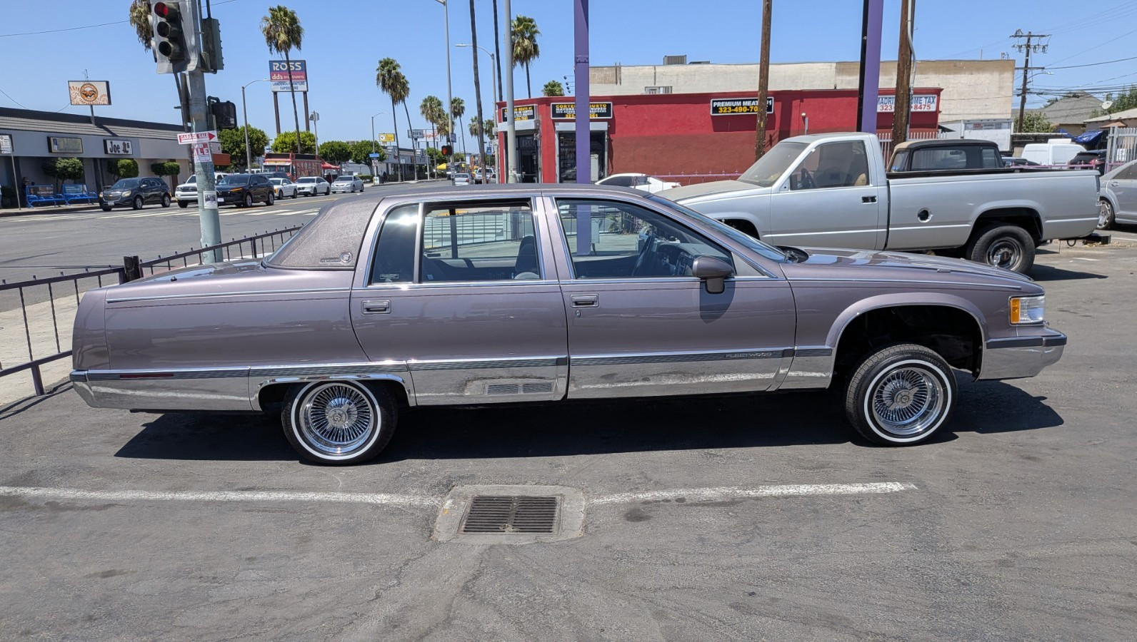 Cadillac-Fleetwood-1993-Sedan