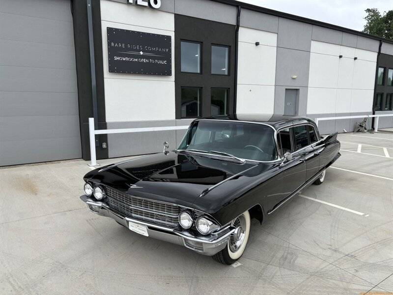 Cadillac-Fleetwood-series-75-1962-black