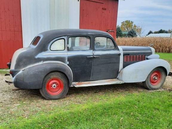 Cadillac-Lasalle-1937-Black