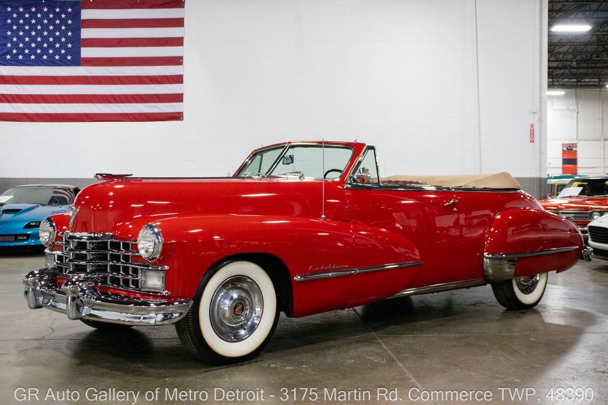 Cadillac-Series-62-1947-Red