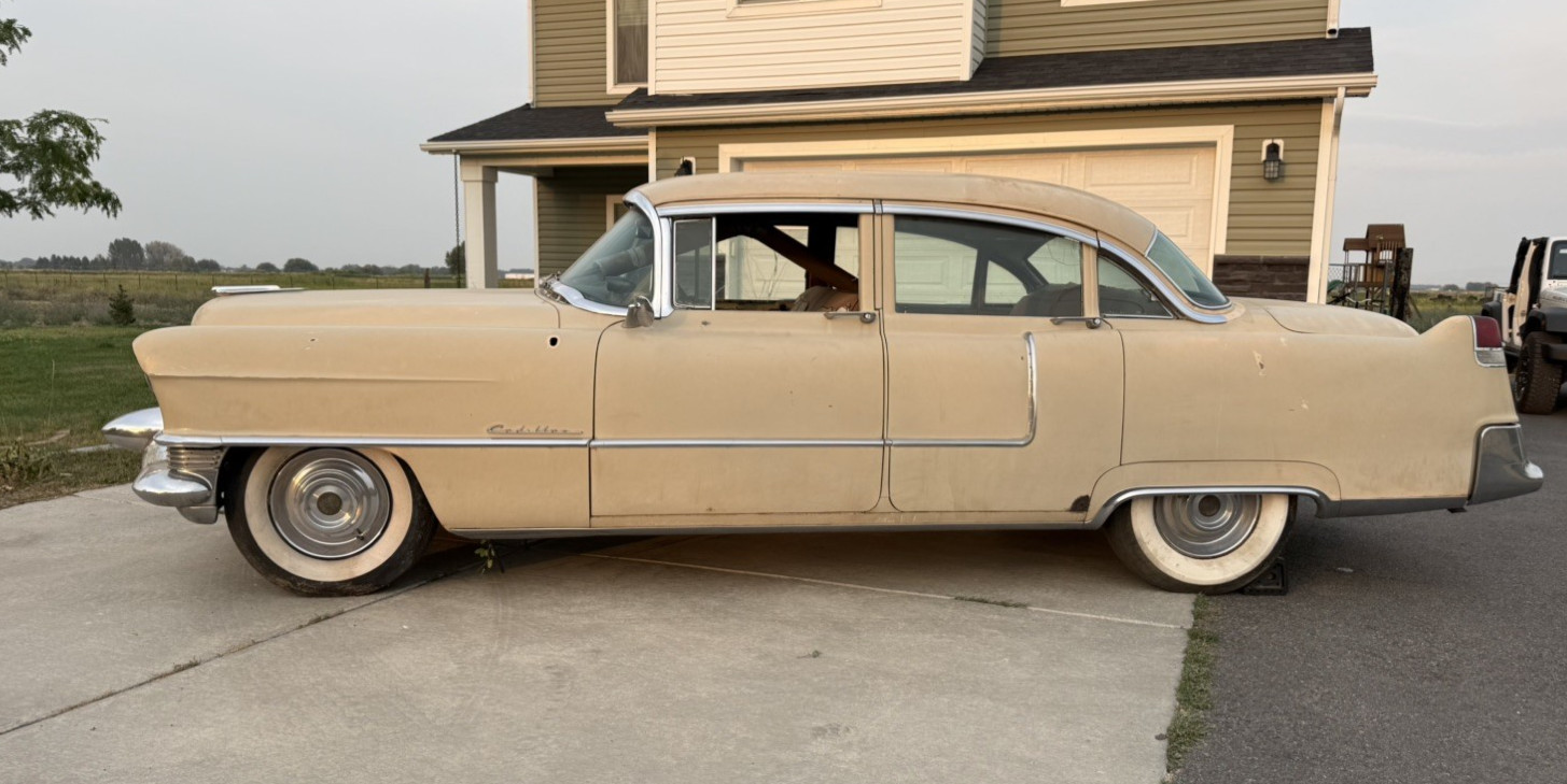 Cadillac-Series-62-1955-Sedan-Brown