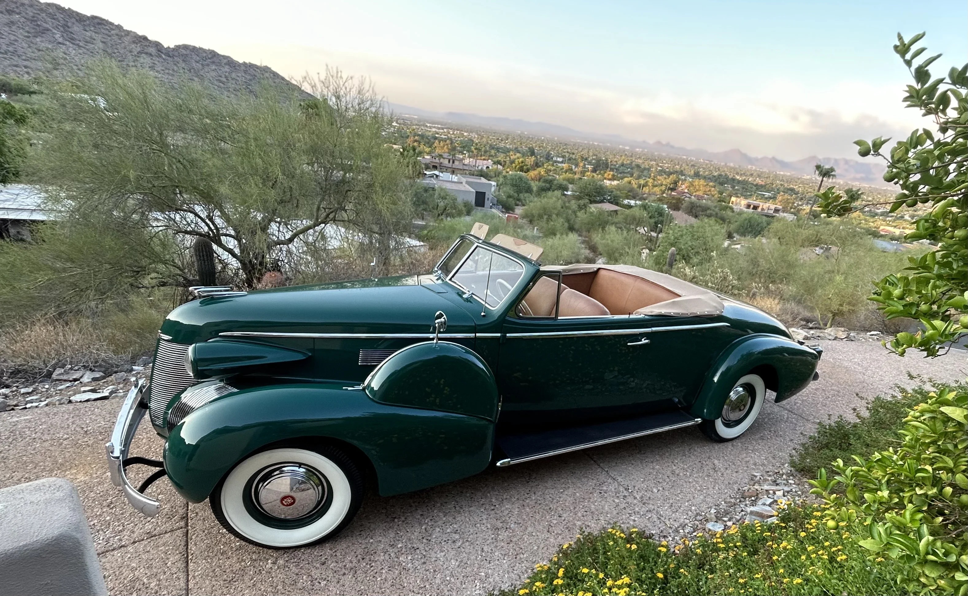 Cadillac-Series-75-1939-Green-Tan