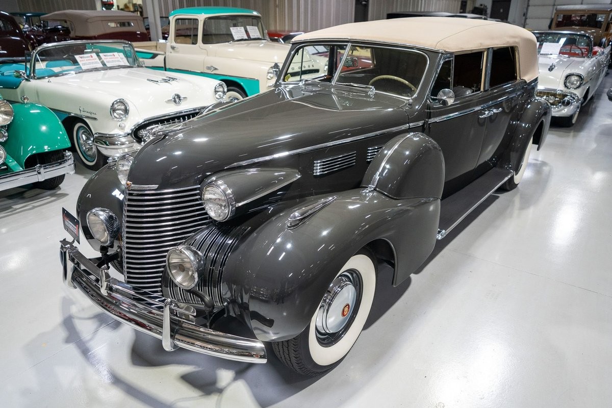Cadillac Series 75 1940