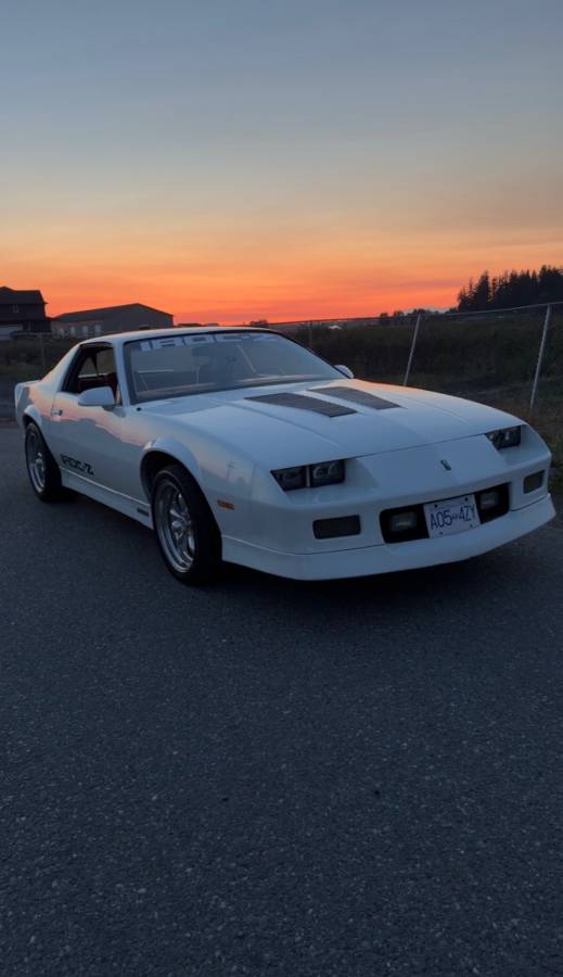Camaro-1987-iroc-z-5.7-l98-1987-White