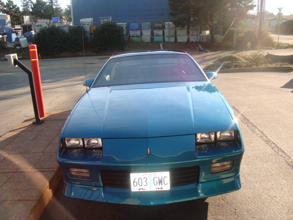 Camaro-rs-1991-green